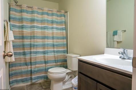 185 Eastview Way Fairmont WV 26554