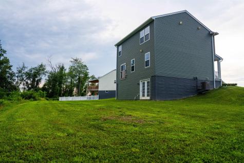 185 Eastview Way Fairmont WV 26554