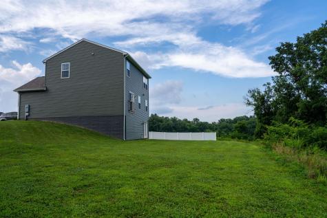 185 Eastview Way Fairmont WV 26554