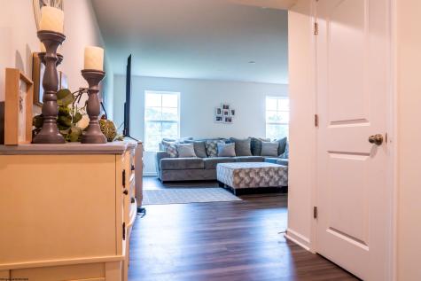 185 Eastview Way Fairmont WV 26554
