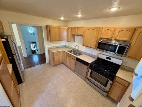 107 North Street Fairmont WV 26554