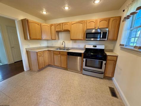 107 North Street Fairmont WV 26554
