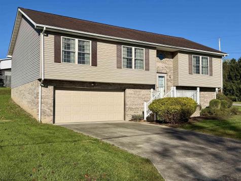 107 North Street Fairmont WV 26554