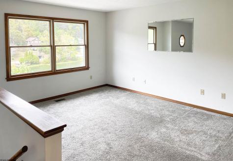1914 Lake Floyd Circle Salem WV 26426