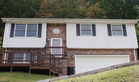 1914 Lake Floyd Circle Salem WV 26426