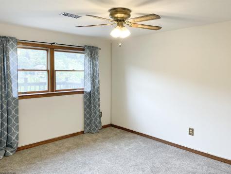 1914 Lake Floyd Circle Salem WV 26426