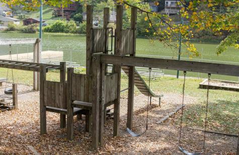 1914 Lake Floyd Circle Salem WV 26426