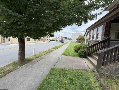 1008 S Davis Avenue Elkins WV 26241