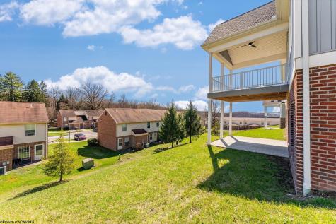 107 Lockwood Drive Morgantown WV 26508