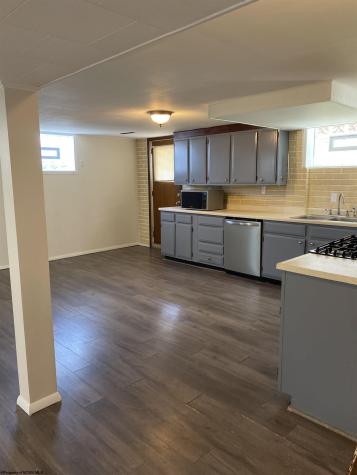 1614 Crestmont Circle Fairmont WV 26554