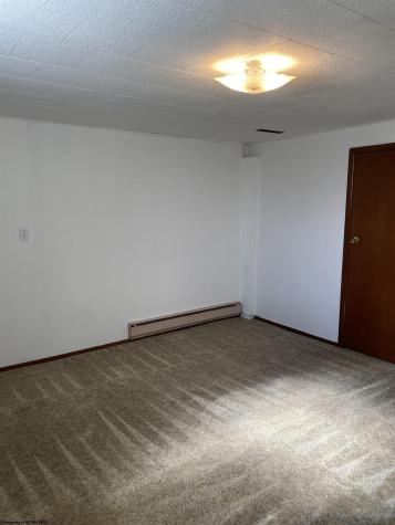 1614 Crestmont Circle Fairmont WV 26554