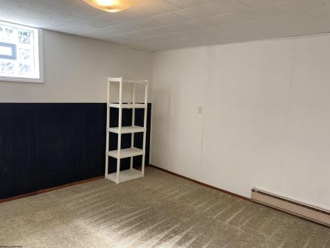 1614 Crestmont Circle Fairmont WV 26554