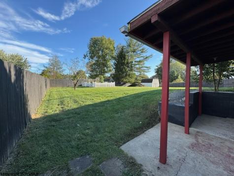 1614 Crestmont Circle Fairmont WV 26554