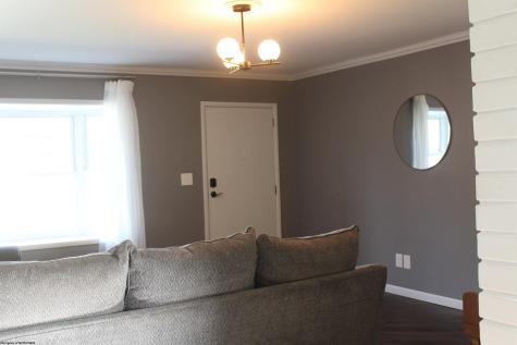 1614 Crestmont Circle Fairmont WV 26554