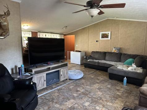 98 Mount Street Mount Clare WV 26408
