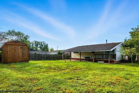 111 Circle Drive Bridgeport WV 26330