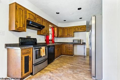 111 Circle Drive Bridgeport WV 26330
