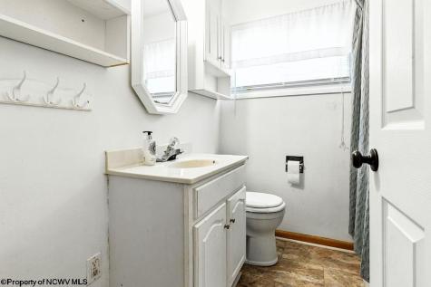 111 Circle Drive Bridgeport WV 26330