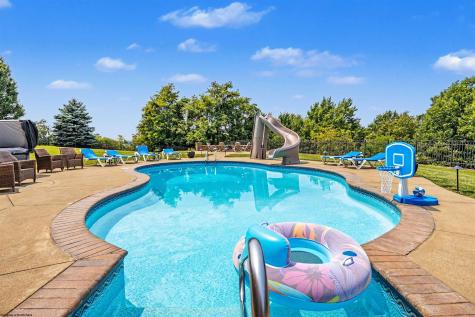 19 Miramichi Trail Morgantown WV 26508