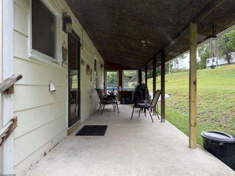 26 Browning Lane Valley Bend WV 26293