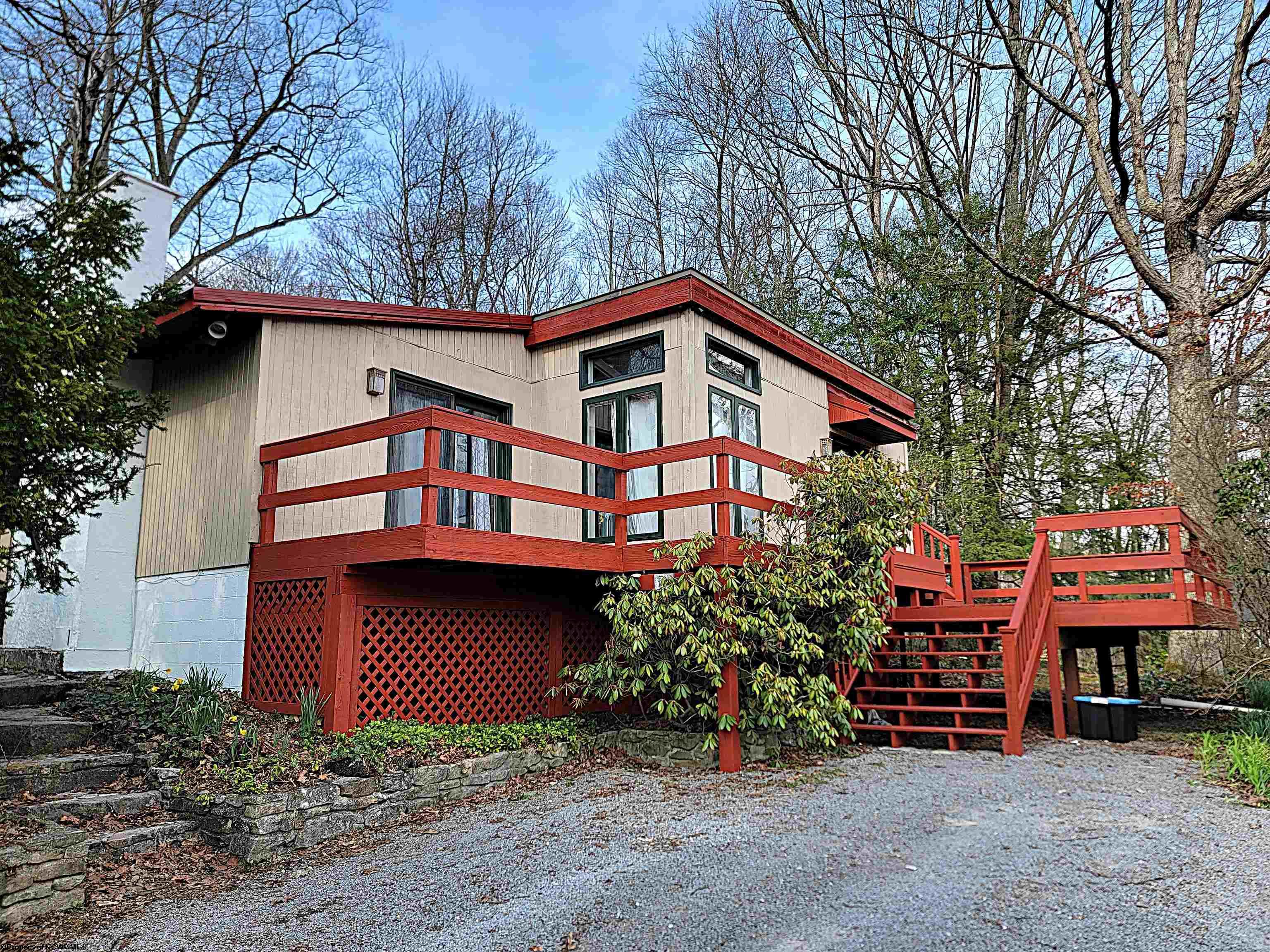 143 Paradise Circle Morgantown WV 26508