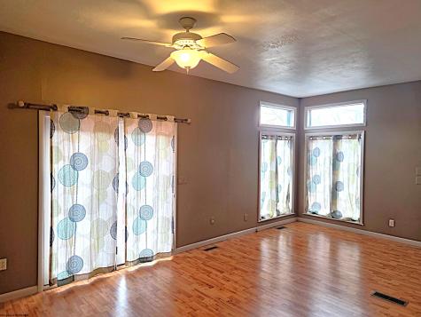 143 Paradise Circle Morgantown WV 26508