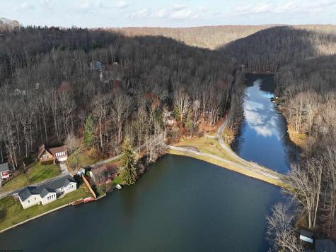 143 Paradise Circle Morgantown WV 26508