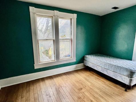 104 Brown Avenue Kingwood WV 26537