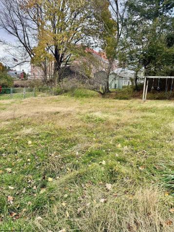 104 Brown Avenue Kingwood WV 26537