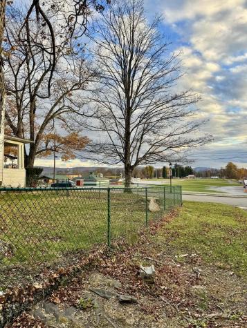 104 Brown Avenue Kingwood WV 26537