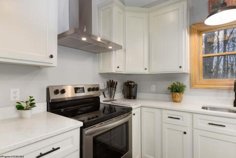 533 Windflower Drive Terra Alta WV 26764