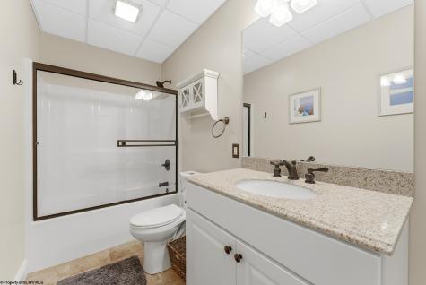 411 N Harwich Circle Morgantown WV 26501-08