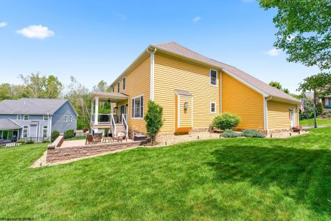 411 N Harwich Circle Morgantown WV 26501-08