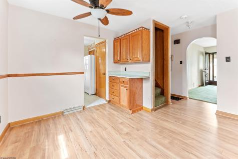 627 Elysian Avenue Morgantown WV 26501