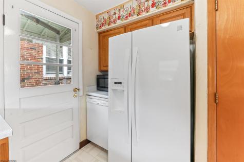 627 Elysian Avenue Morgantown WV 26501