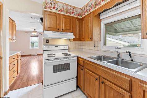 627 Elysian Avenue Morgantown WV 26501