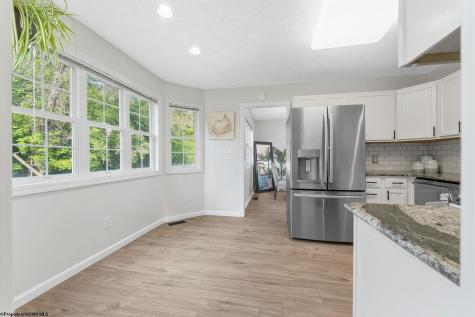 2010 Pinecrest Drive Morgantown WV 26505