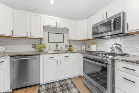 2010 Pinecrest Drive Morgantown WV 26505