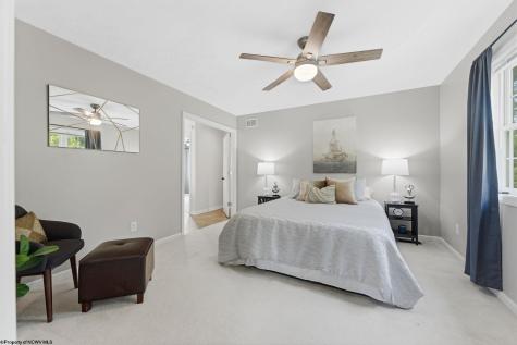 2010 Pinecrest Drive Morgantown WV 26505