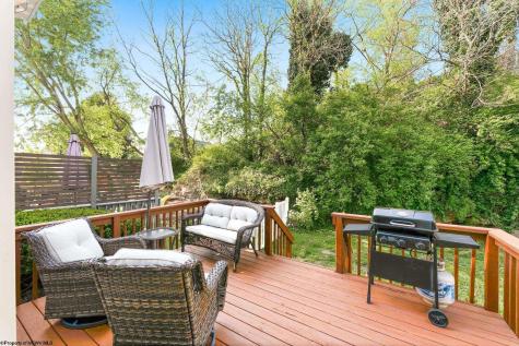 2010 Pinecrest Drive Morgantown WV 26505