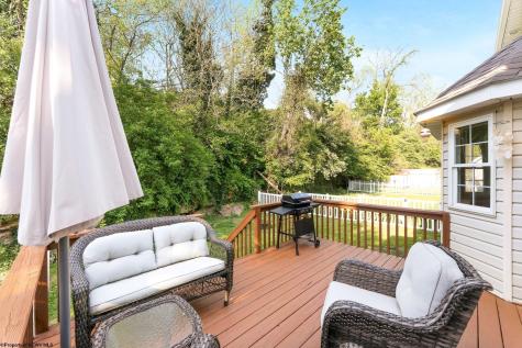 2010 Pinecrest Drive Morgantown WV 26505
