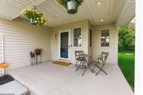 2010 Pinecrest Drive Morgantown WV 26505