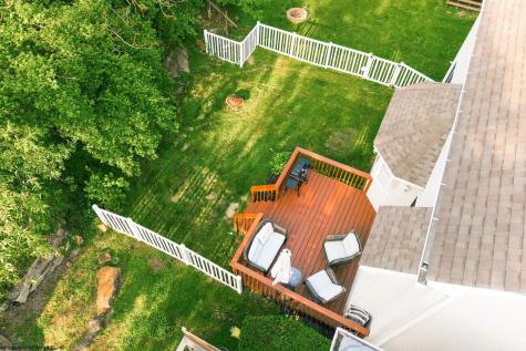 2010 Pinecrest Drive Morgantown WV 26505