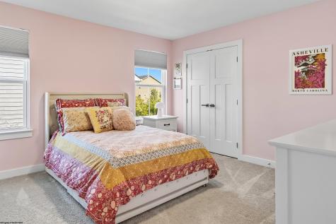 265 Falling Water Lane Morgantown WV 26508