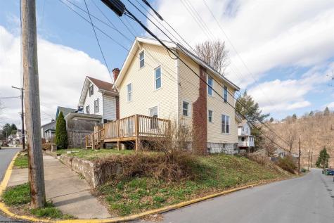 621 Alma Street Morgantown WV 26501