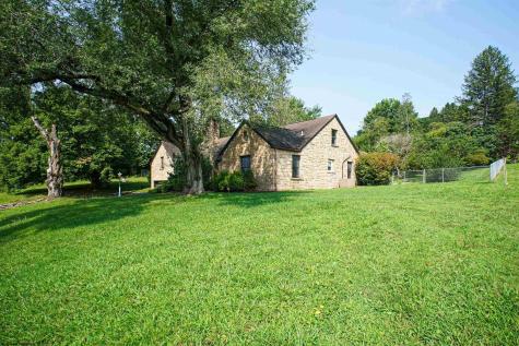 1739 Fairmont Avenue Fairmont WV 26554