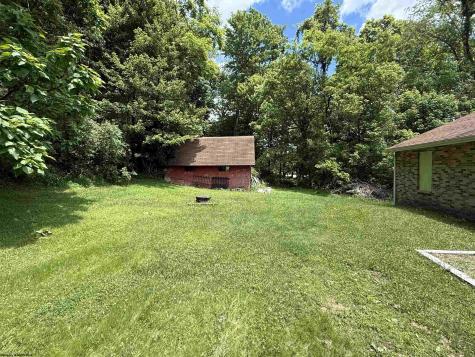 3416 Pleasantdale Road Kingwood WV 26537
