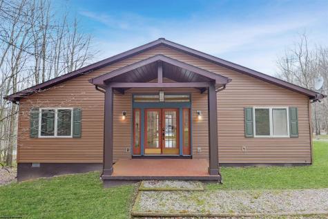 18 Catbird Lane Terra Alta WV 26764
