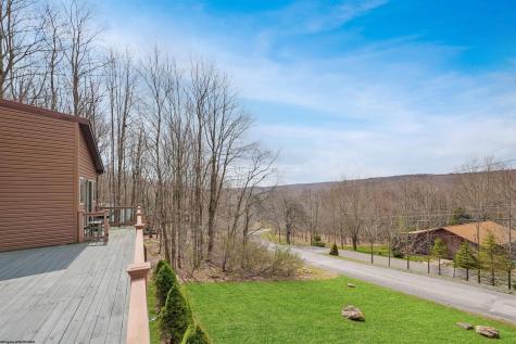 18 Catbird Lane Terra Alta WV 26764
