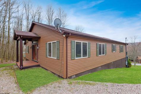 18 Catbird Lane Terra Alta WV 26764